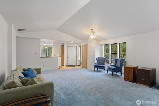 101 Chimacum Creek Drive, Port Hadlock, WA 98339