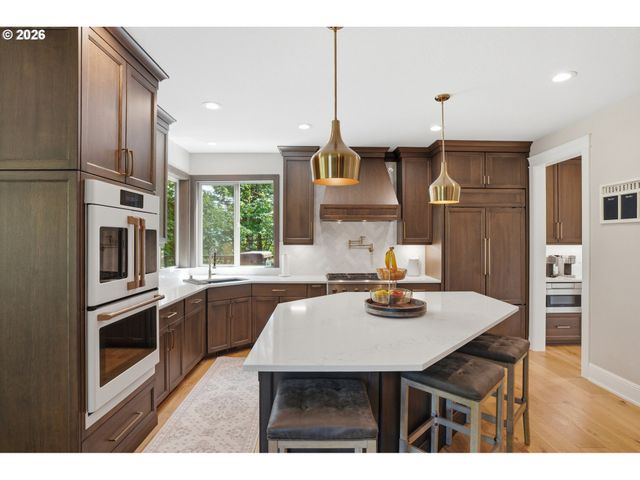 1517 Nw 37TH Ave, Camas, WA 98607