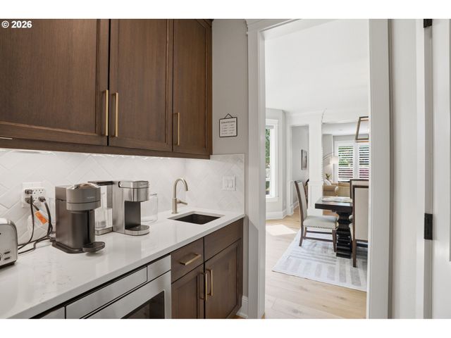 1517 Nw 37TH Ave, Camas, WA 98607