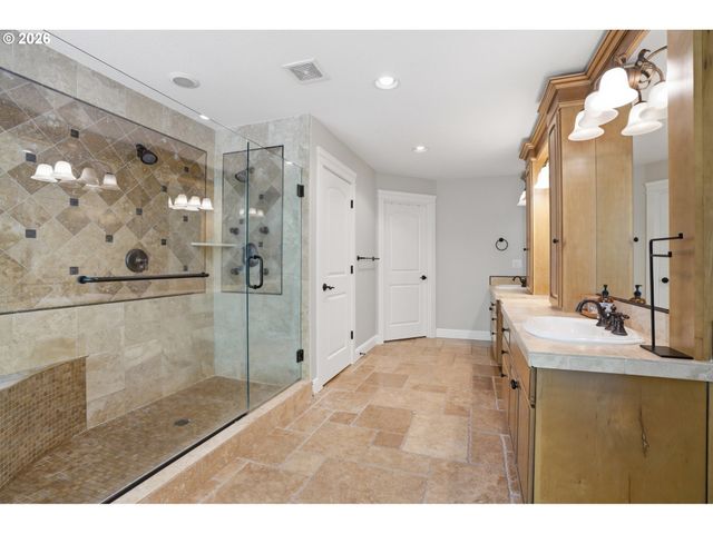 1517 Nw 37TH Ave, Camas, WA 98607