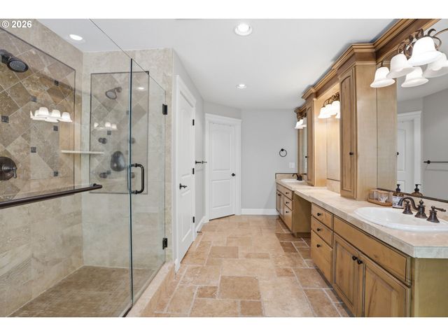 1517 Nw 37TH Ave, Camas, WA 98607