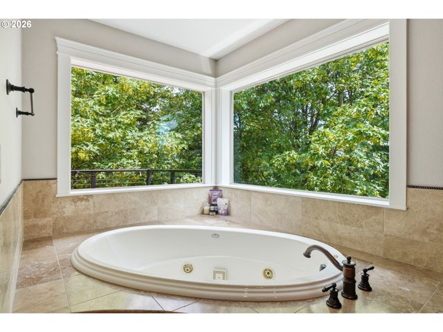 1517 Nw 37TH Ave, Camas, WA 98607