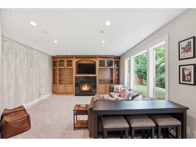 1517 Nw 37TH Ave, Camas, WA 98607