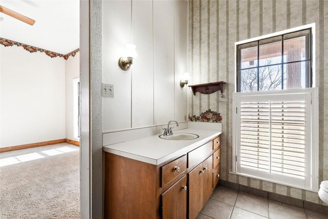 12914 Pfluger Berkman LN, Coupland, TX 78615