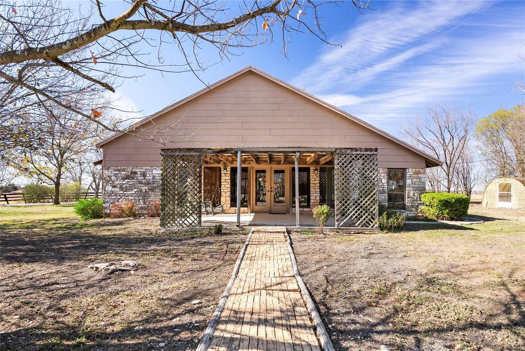 12914 Pfluger Berkman LN, Coupland, TX 78615