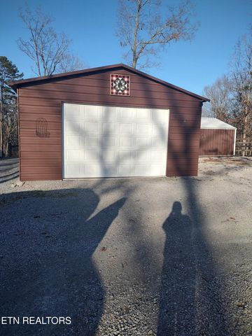 101 Ridgepoint Rd, Jamestown, TN 38556