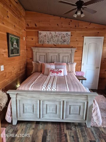 101 Ridgepoint Rd, Jamestown, TN 38556