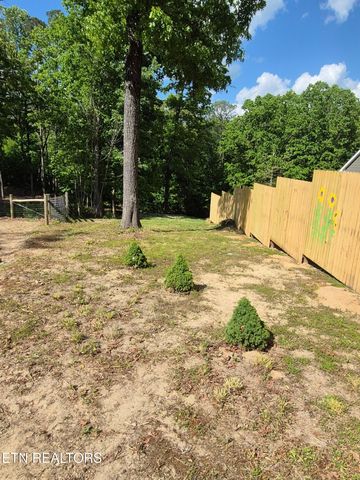 101 Ridgepoint Rd, Jamestown, TN 38556