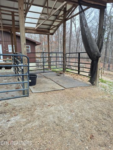 101 Ridgepoint Rd, Jamestown, TN 38556