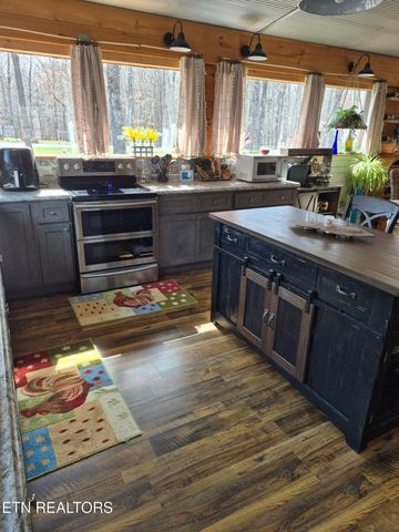 101 Ridgepoint Rd, Jamestown, TN 38556