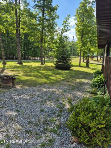 101 Ridgepoint Rd, Jamestown, TN 38556