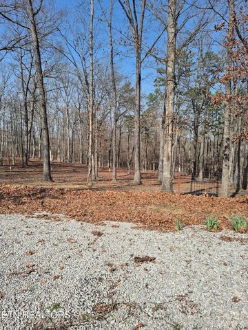 101 Ridgepoint Rd, Jamestown, TN 38556