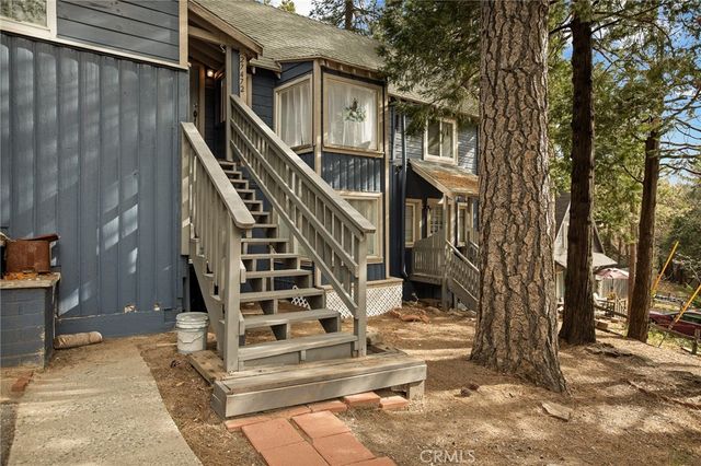 27472 Meadow Dr, Crest Park, CA 92326