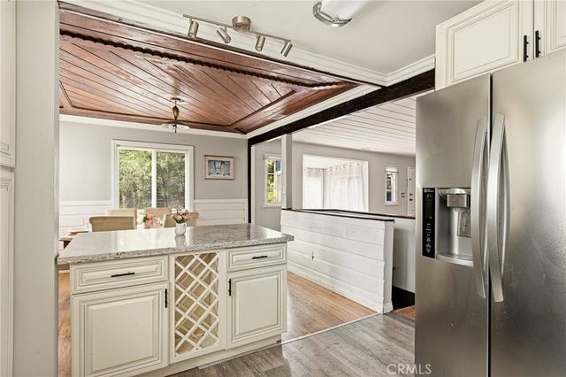 27472 Meadow Dr, Crest Park, CA 92326