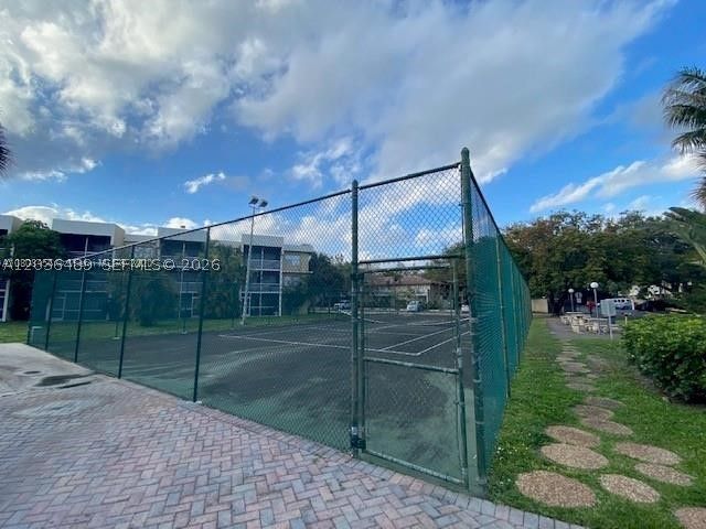 4205 N University Dr 208, Sunrise, FL 33351