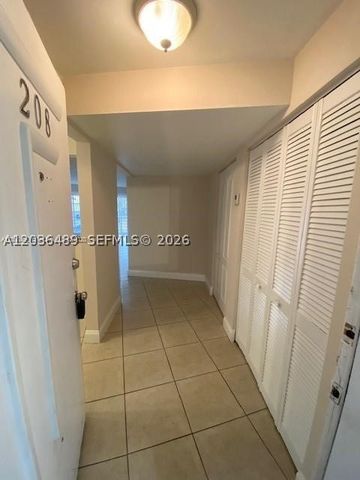 4205 N University Dr 208, Sunrise, FL 33351