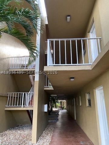 4205 N University Dr 208, Sunrise, FL 33351