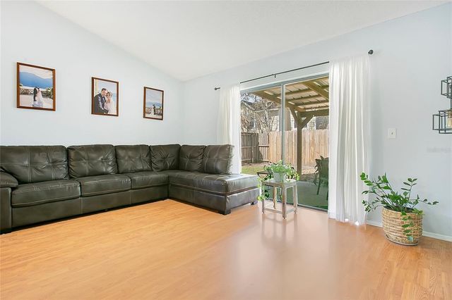 1223 LACEY OAK DRIVE, Apopka, FL 32703