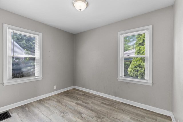 5675 N 58th STREET, Milwaukee, WI 53218