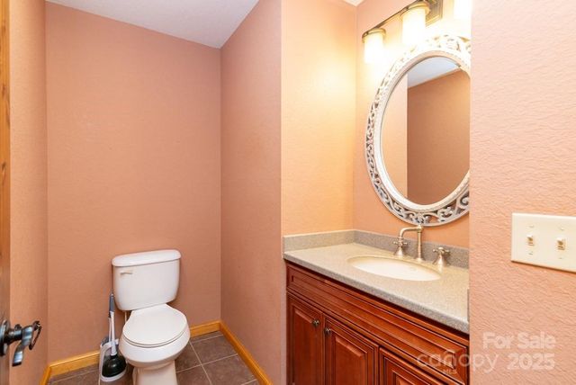 266 Gale Trail, Franklin, NC 28734
