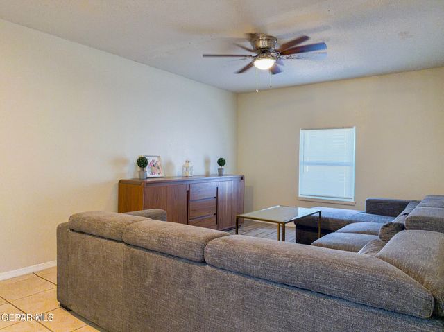 441 REILLY Lane, El Paso, TX 79928