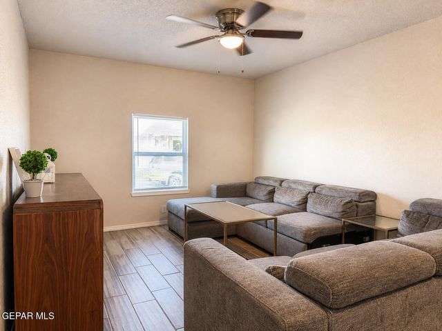 441 REILLY Lane, El Paso, TX 79928