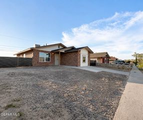 441 REILLY Lane, El Paso, TX 79928