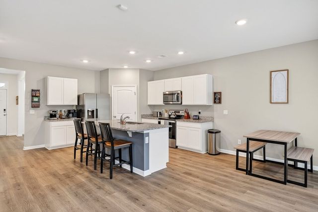 124 Nunally Dr, Baxter, TN 38544