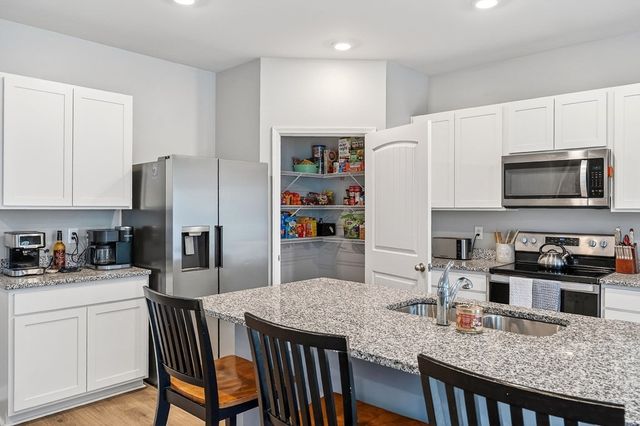 124 Nunally Dr, Baxter, TN 38544