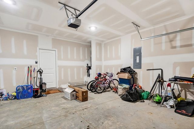 124 Nunally Dr, Baxter, TN 38544