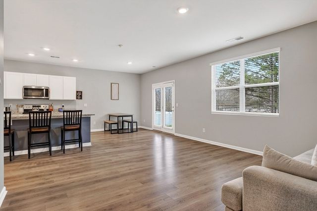 124 Nunally Dr, Baxter, TN 38544