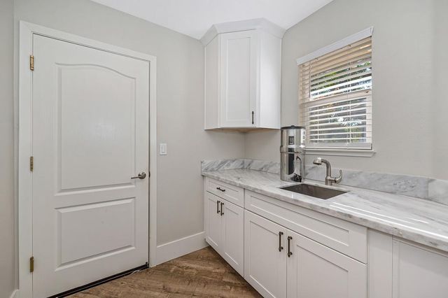 11075 Sunrise Ridge Cir, Auburn, CA 95603