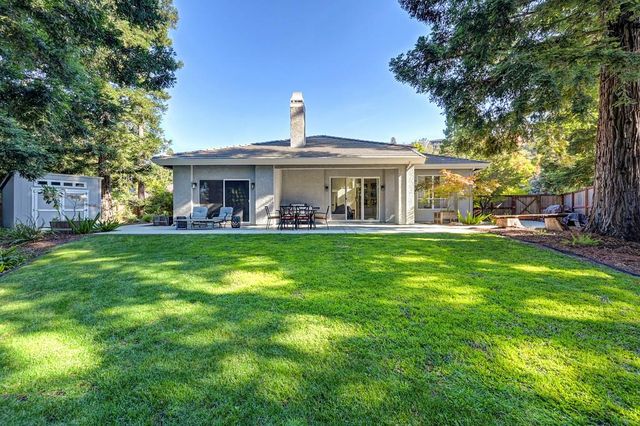 11075 Sunrise Ridge Cir, Auburn, CA 95603