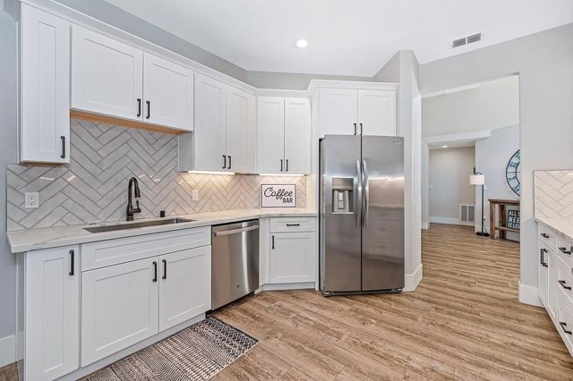 11075 Sunrise Ridge Cir, Auburn, CA 95603