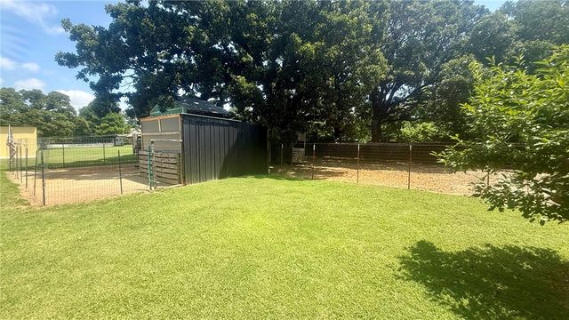 161 E Wolfdale Road, Farmington, AR 72730