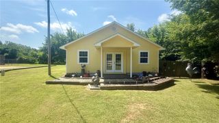 161 E Wolfdale Road, Farmington, AR 72730