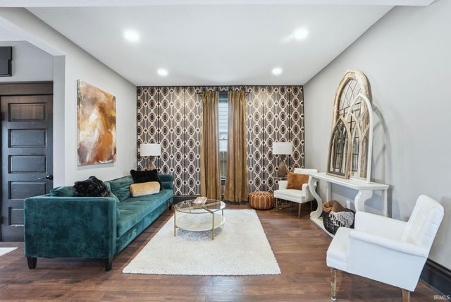 1126 Columbia Avenue, Fort Wayne, IN 46805