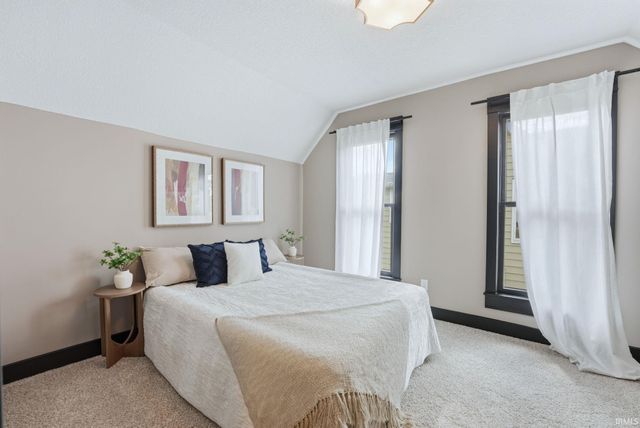 1126 Columbia Avenue, Fort Wayne, IN 46805