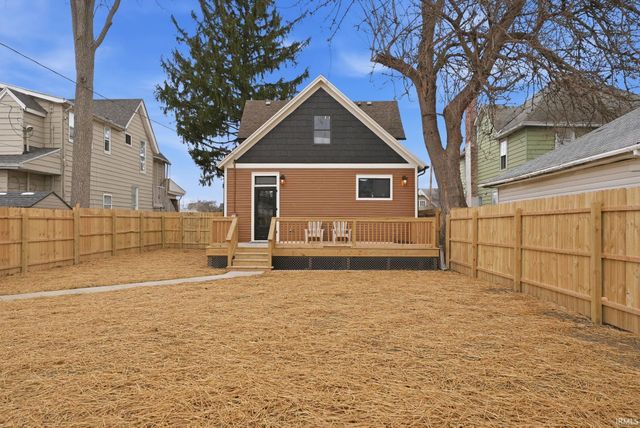 1126 Columbia Avenue, Fort Wayne, IN 46805