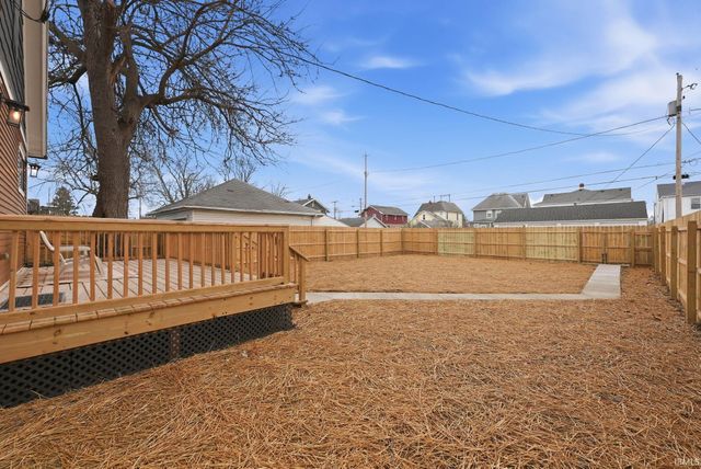 1126 Columbia Avenue, Fort Wayne, IN 46805