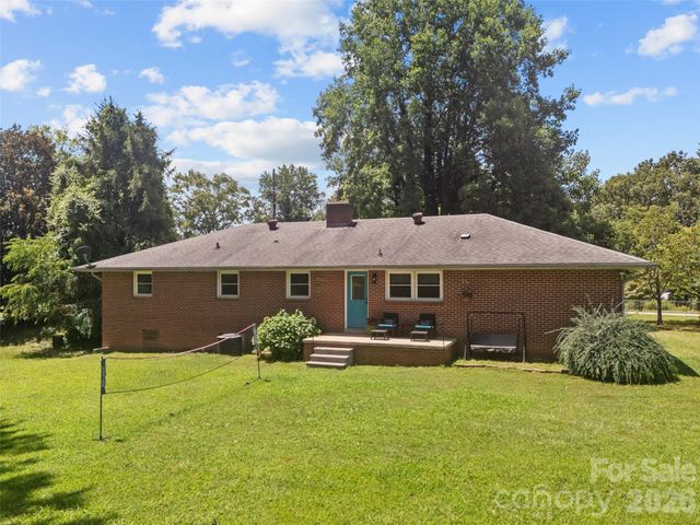 50 Baldwin Road, Arden, NC 28704