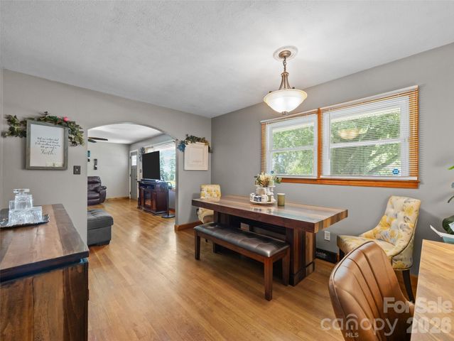 50 Baldwin Road, Arden, NC 28704