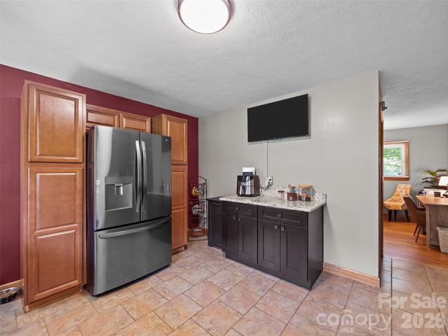 50 Baldwin Road, Arden, NC 28704