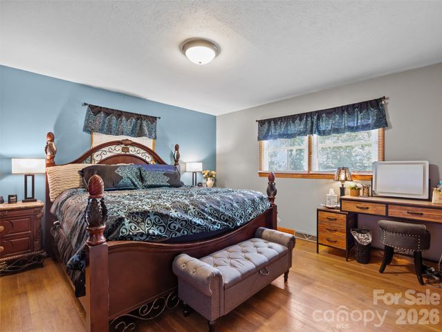 50 Baldwin Road, Arden, NC 28704