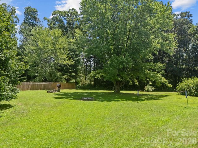 50 Baldwin Road, Arden, NC 28704