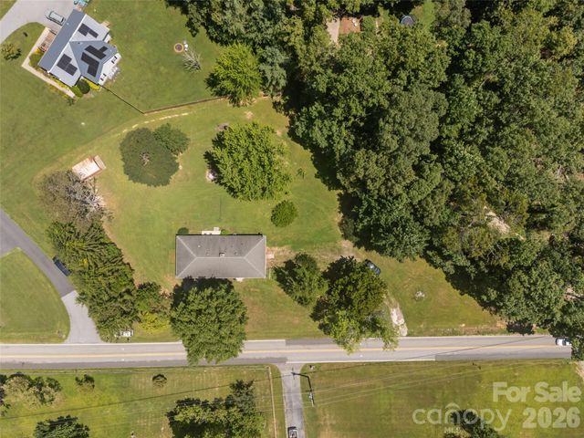 50 Baldwin Road, Arden, NC 28704