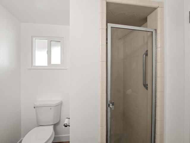 5017 E Washington Avenue, Fresno, CA 93727