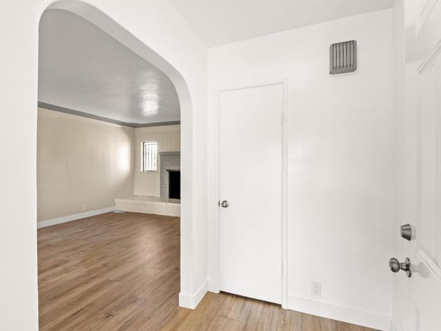 5017 E Washington Avenue, Fresno, CA 93727