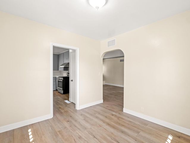 5017 E Washington Avenue, Fresno, CA 93727