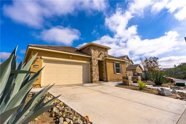 24630 Hidden Hills Drive, Menifee, CA 92584
